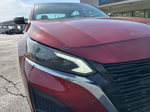 Used 2024 Nissan Altima 2.5 SV image 30