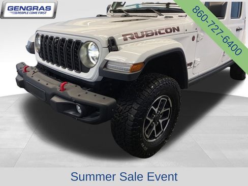 Certified 2024 Jeep Gladiator Rubicon AWD/4WD image 47