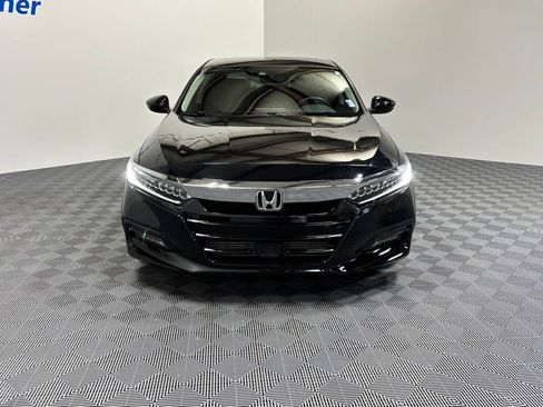 Certified 2018 Honda Accord Touring image 9