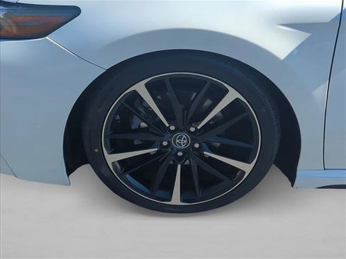 Used 2019 Toyota Camry XSE image 28