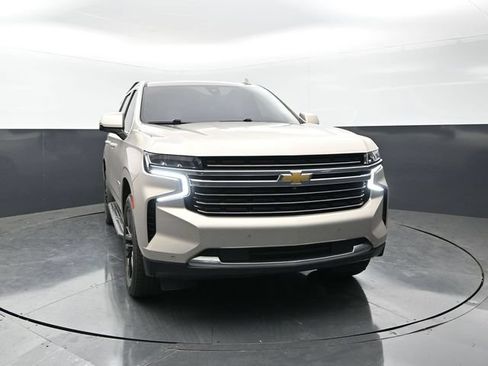 Used 2022 Chevrolet Tahoe LT w/ LT Signature Package AWD/4WD image 5