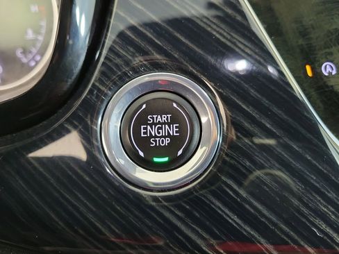 Certified 2024 Cadillac XT6 Premium Luxury image 31