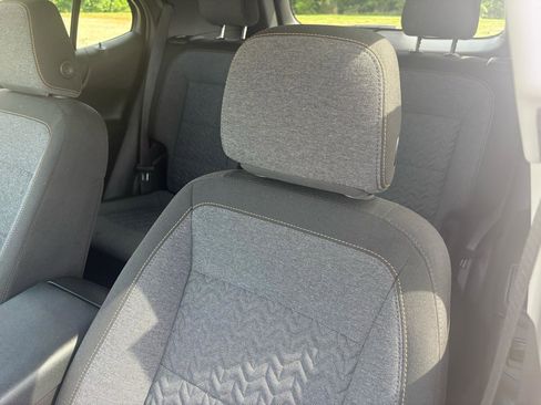 Used 2024 Chevrolet Equinox LT FWD image 16