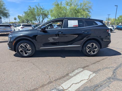 Certified 2024 Kia Sportage LX image 5