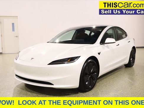 Used 2025 Tesla Model 3 Long Range RWD image 3