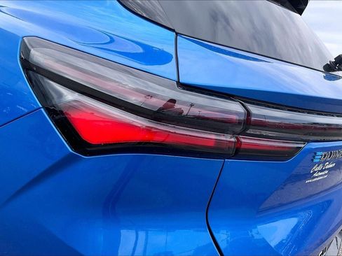 Used 2025 Chevrolet Equinox EV LT w/ Convenience Package image 25