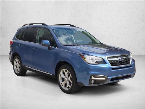 Used 2018 Subaru Forester 2.5i Touring w/ Popular Package #3B AWD/4WD image 3