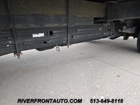 Used 2021 Chevrolet Express 3500 w/ Driver Convenience Package RWD image 21