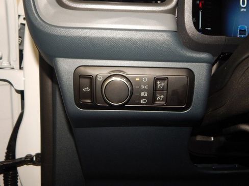 New 2025 Ford Maverick XL w/ Equipment Group 102A image 20