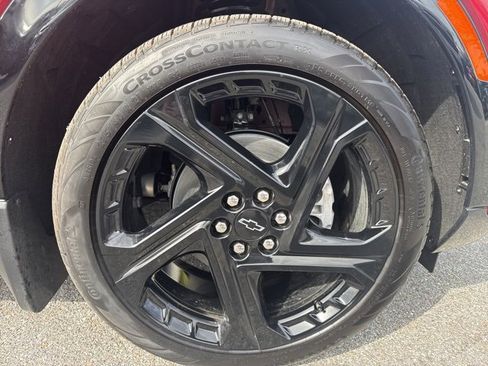 New 2025 Chevrolet Equinox EV RS image 9