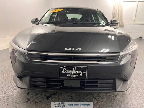 Used 2025 Kia K4 FWD image 2