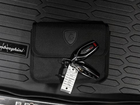 Used 2023 Lamborghini Urus Performante image 98