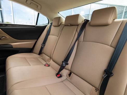 Used 2020 Lexus ES 350 w/ Premium Package FWD image 30