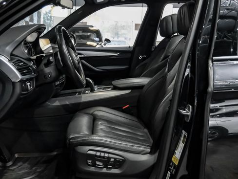 Used 2018 BMW X5 xDrive50i AWD/4WD image 4