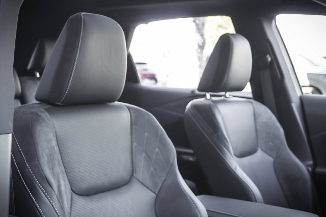 Certified 2026 Lexus RX 450h AWD w/ Convenience Package image 26