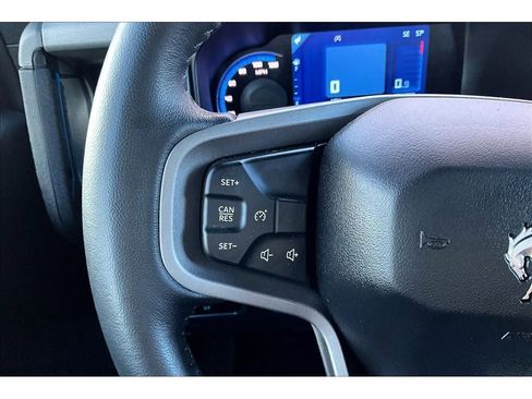 Used 2024 Ford Bronco Black Diamond image 21