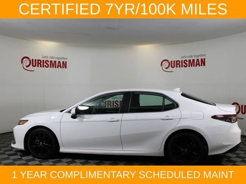 Used 2022 Toyota Camry LE FWD image 5