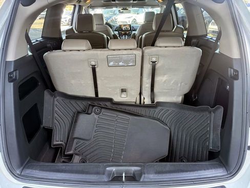 Used 2024 Honda Odyssey Touring image 9