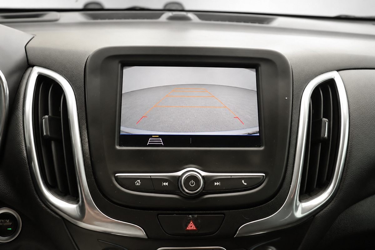 Used 2020 Chevrolet Equinox LT FWD image 35