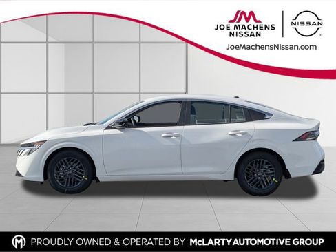 New 2026 Nissan Sentra SV w/ SV Convenience Package FWD image 3