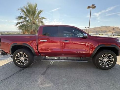 Used 2023 GMC Canyon Denali AWD/4WD image 6