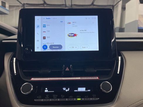 Used 2023 Toyota Corolla Cross L image 20