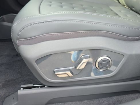 New 2026 Kia EV9 Wind AWD/4WD image 23