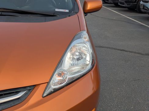 Used 2011 Honda Fit Sport image 12