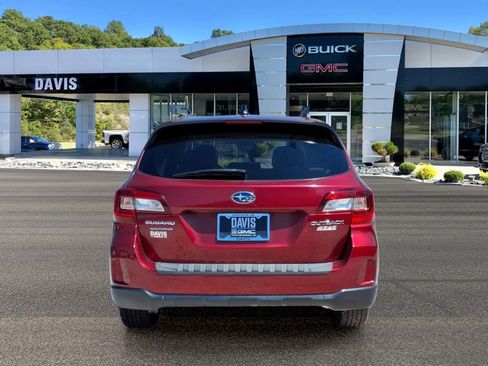 Used 2017 Subaru Outback 2.5i Premium AWD/4WD image 5