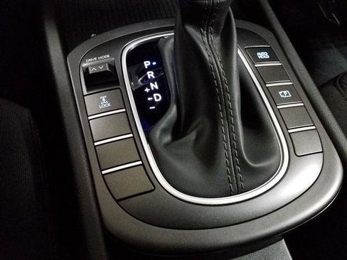 New 2026 Hyundai Kona SE image 9