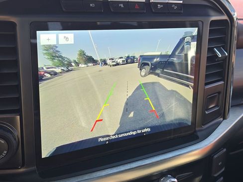 Used 2022 Ford F150 Lariat w/ Equipment Group 502A High image 26