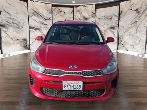 Used 2019 Kia Rio S FWD image 2