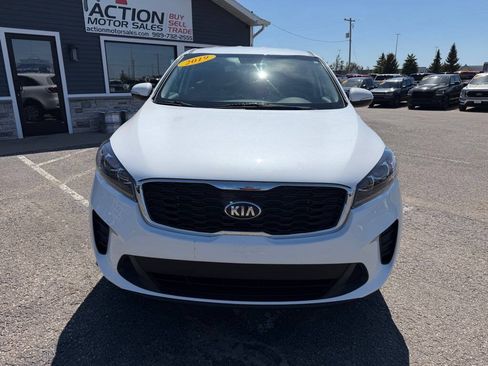 Used 2019 Kia Sorento AWD image 8