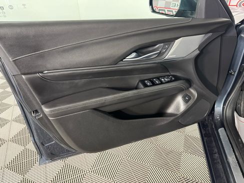 Used 2022 Cadillac CT4 Luxury w/ Sun And Sound Package image 41