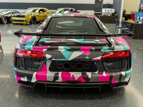 Used 2017 Audi R8 V10 plus image 9