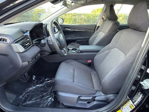 Certified 2025 Toyota Camry LE image 18