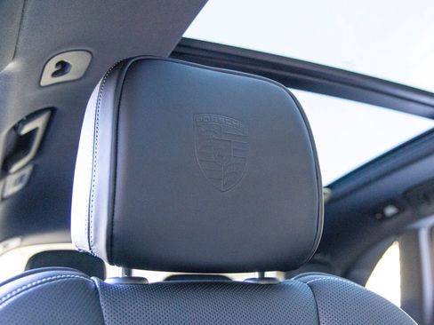 New 2026 Porsche Macan Turbo image 64