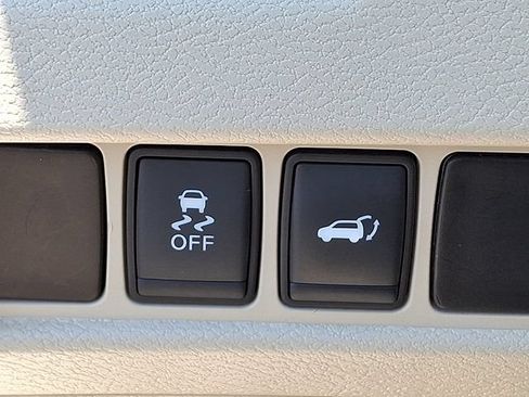 Used 2016 Nissan Murano SL w/ SL Technology Package FWD image 25