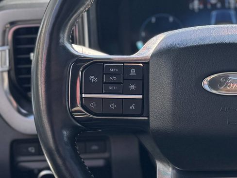 Used 2023 Ford F250 Platinum image 28