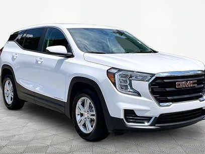 Used 2024 GMC Terrain SLE
