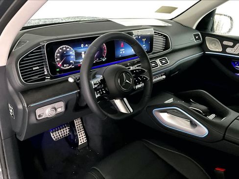 New 2026 Mercedes-Benz GLS 450 4MATIC image 10