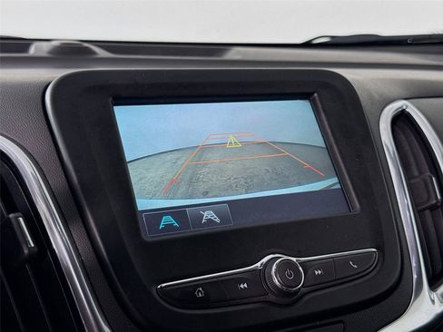 Used 2018 Chevrolet Equinox LT FWD image 14