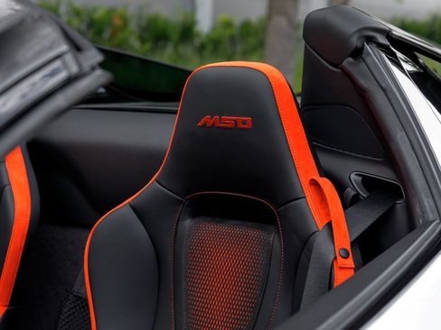 Used 2024 McLaren 750S Spider RWD image 36