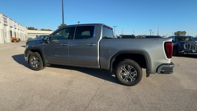 Used 2025 GMC Sierra 1500 SLT AWD/4WD image 7