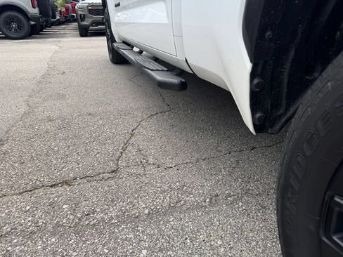 Used 2026 Toyota Tundra Limited AWD/4WD image 16