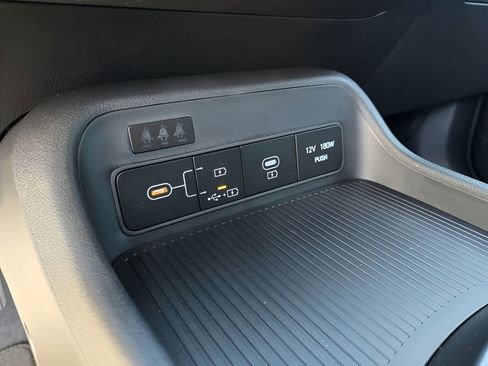 New 2026 Hyundai Kona SE image 19