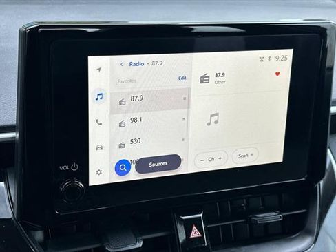 Certified 2025 Toyota Corolla LE image 19