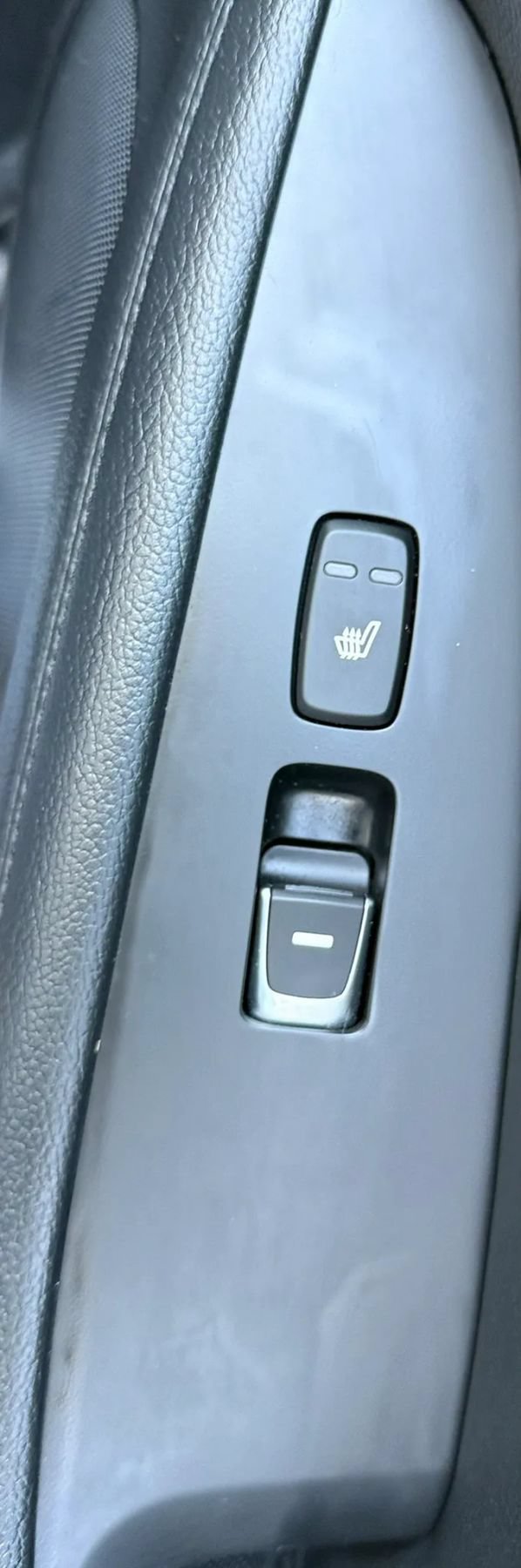 Used 2015 Kia Cadenza Premium w/ Luxury Package FWD image 35