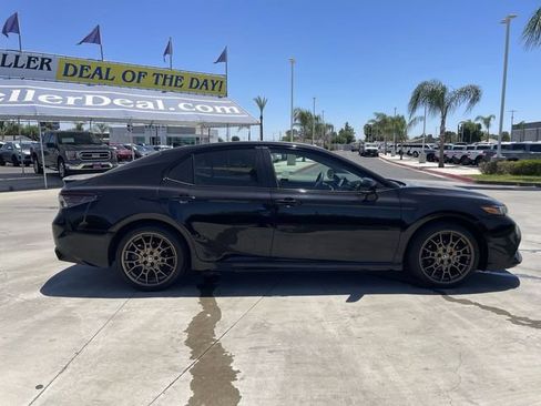 Used 2024 Toyota Camry SE w/ Convenience Package FWD image 9