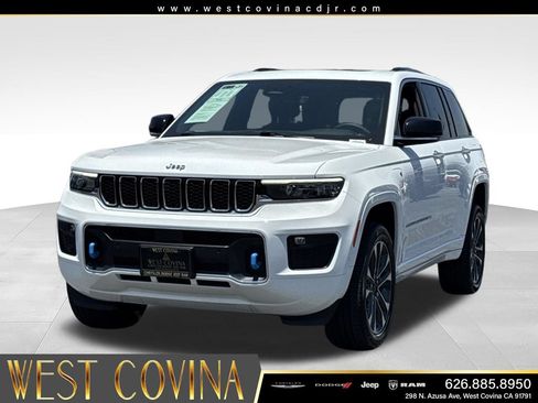 Used 2023 Jeep Grand Cherokee Overland AWD/4WD image 4